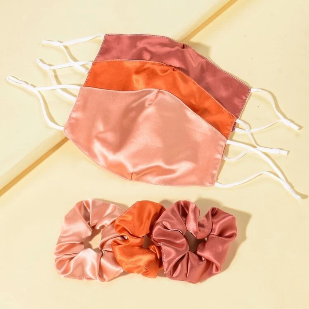COPY - 4 piece satin face mask with hair ties - Picture 6 of 7